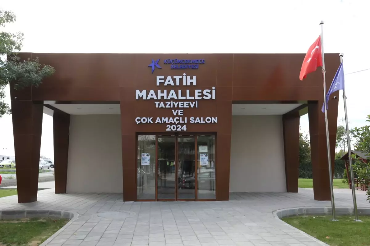 Küçükçekmece'nin Ücretsiz Taziyeevleri ve Çok Amaçlı Salonları İle Sosyal Destek