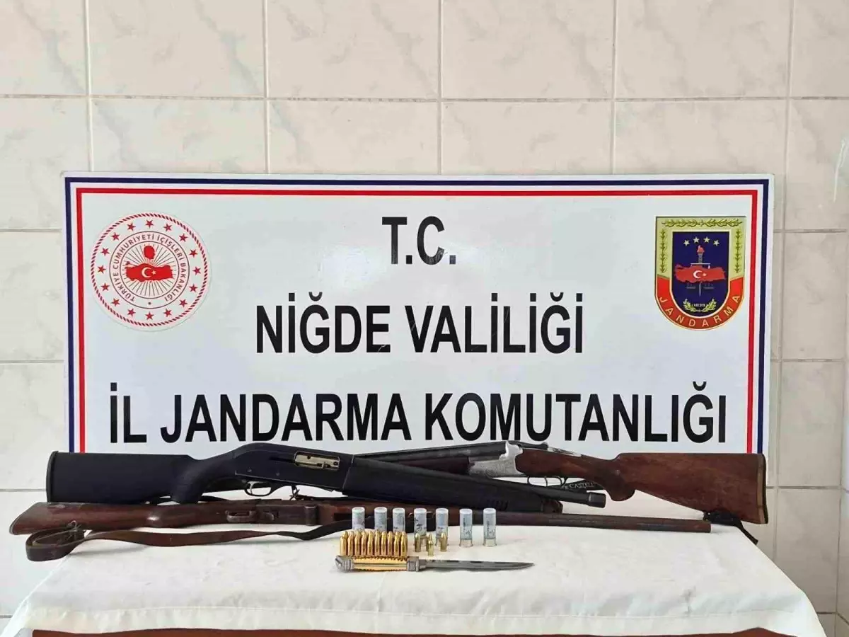 Niğde'de Ruhsatsız Ateşli Silah Operasyonu