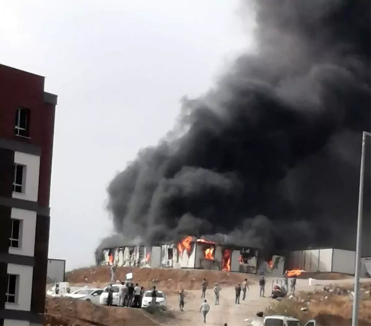 Osmaniye'de Deprem Konutlarında Yangın Paniği