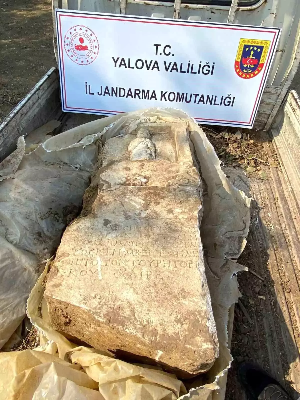 Yalova'da 1900 Yıllık Roma Mezarı Satılmaya Çalışırken Yakalandı