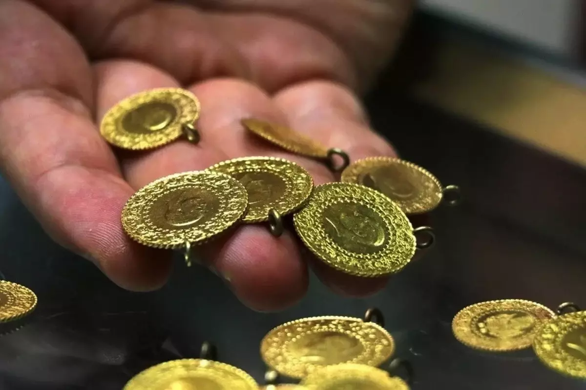 Yatırımcı şokta: Altın fiyatlarında beklenmeyen hareket