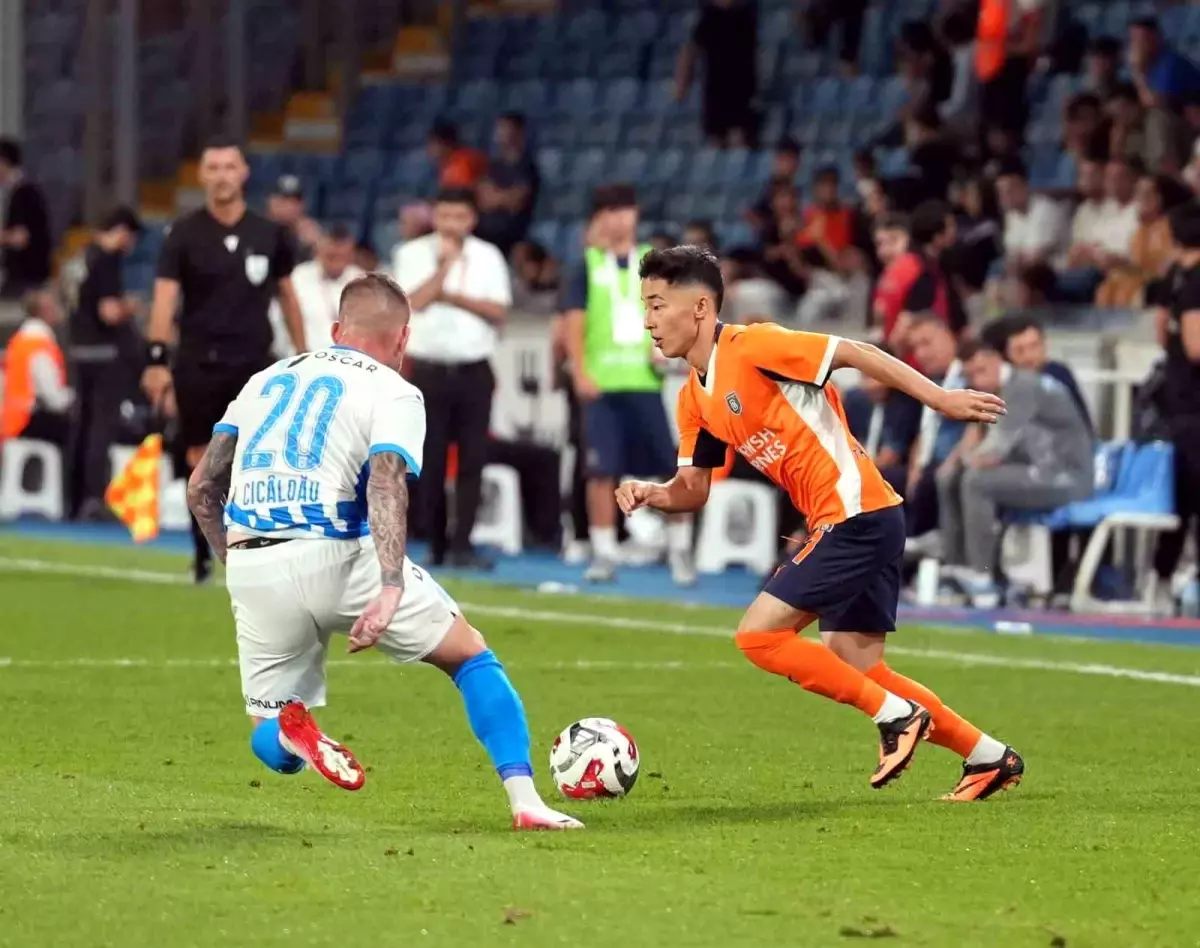 Başakşehir'in Yeni Transferi Abbosbek Fayzullaev İlk Maçına Çıktı