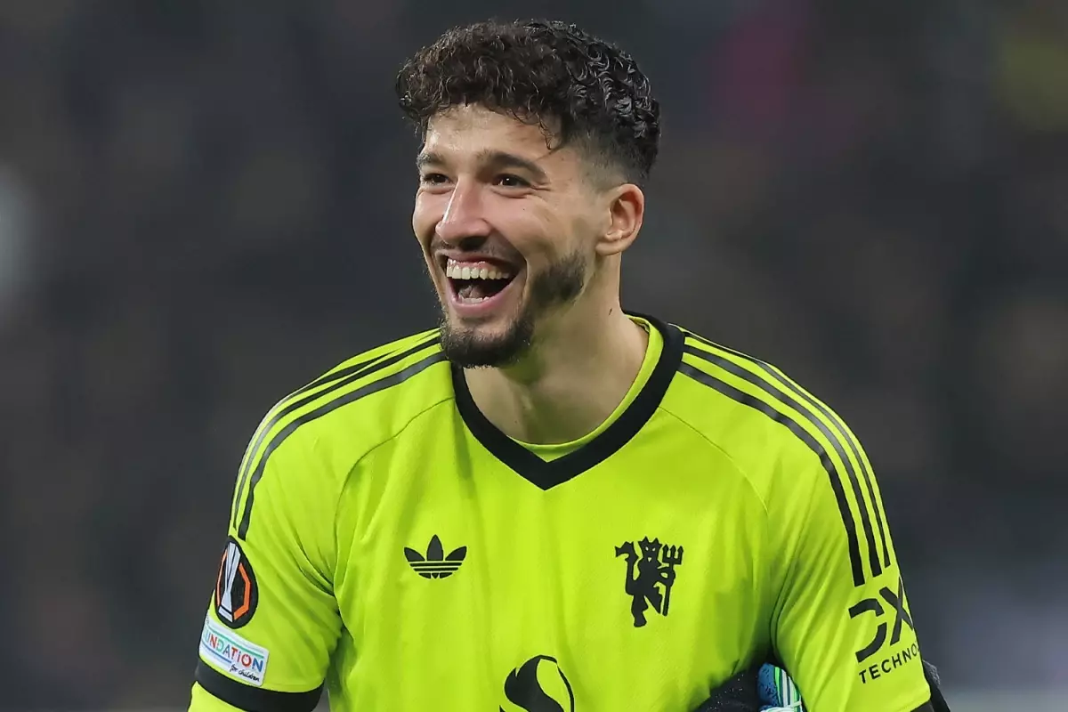 Altay Bayındır Fenerbahçe'ye mi geliyor? Sürpriz paylaşım