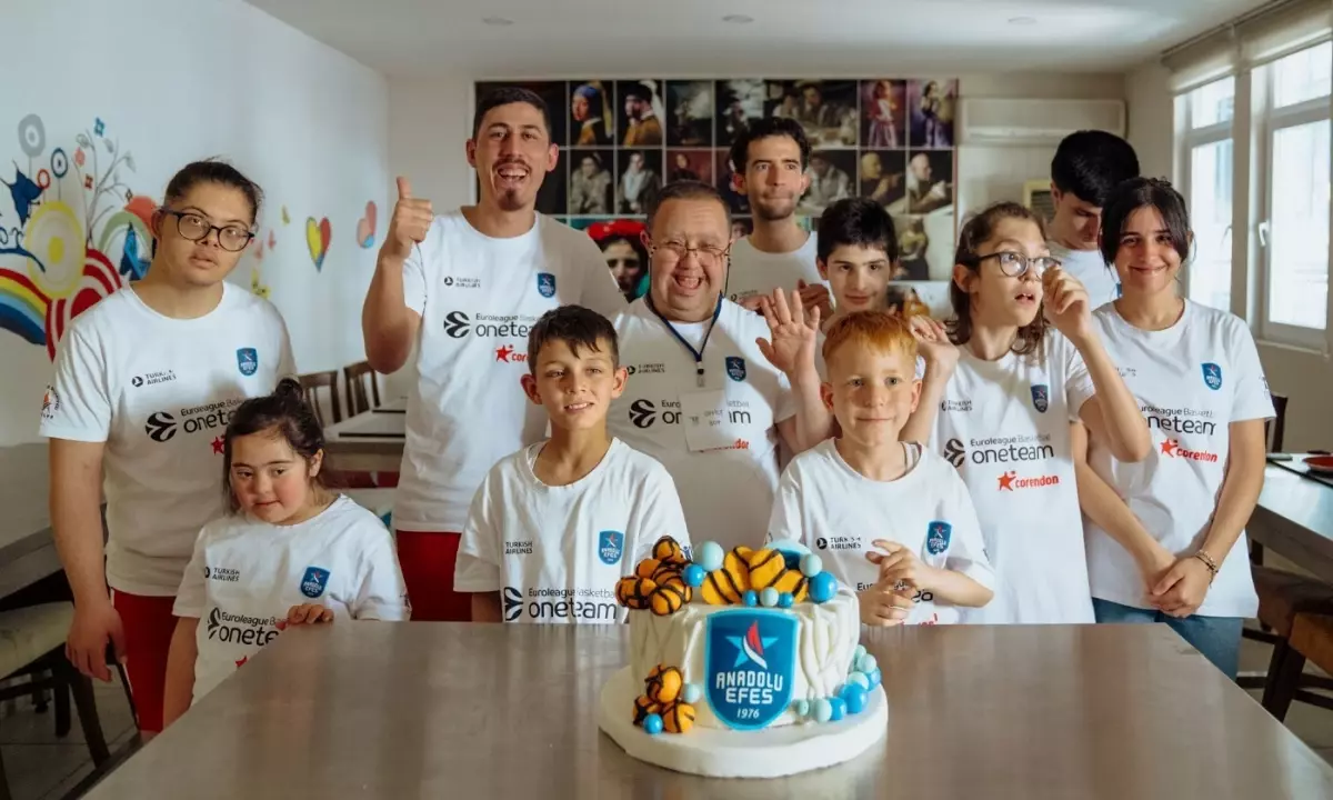 Anadolu Efes'ten Özel Sporculara Basketbol Eğitimi