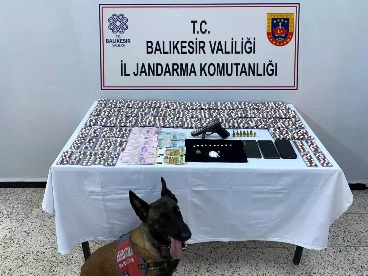 Balıkesir'de Uyuşturucu Operasyonu: 5 Gözaltı
