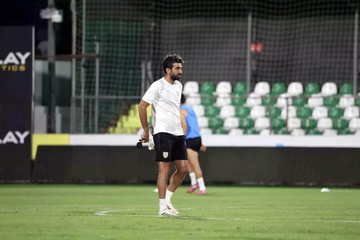 Bodrum FK Teknik Direktörü Burhan Eşer: 'Galibiyet İçin Sahadayız'