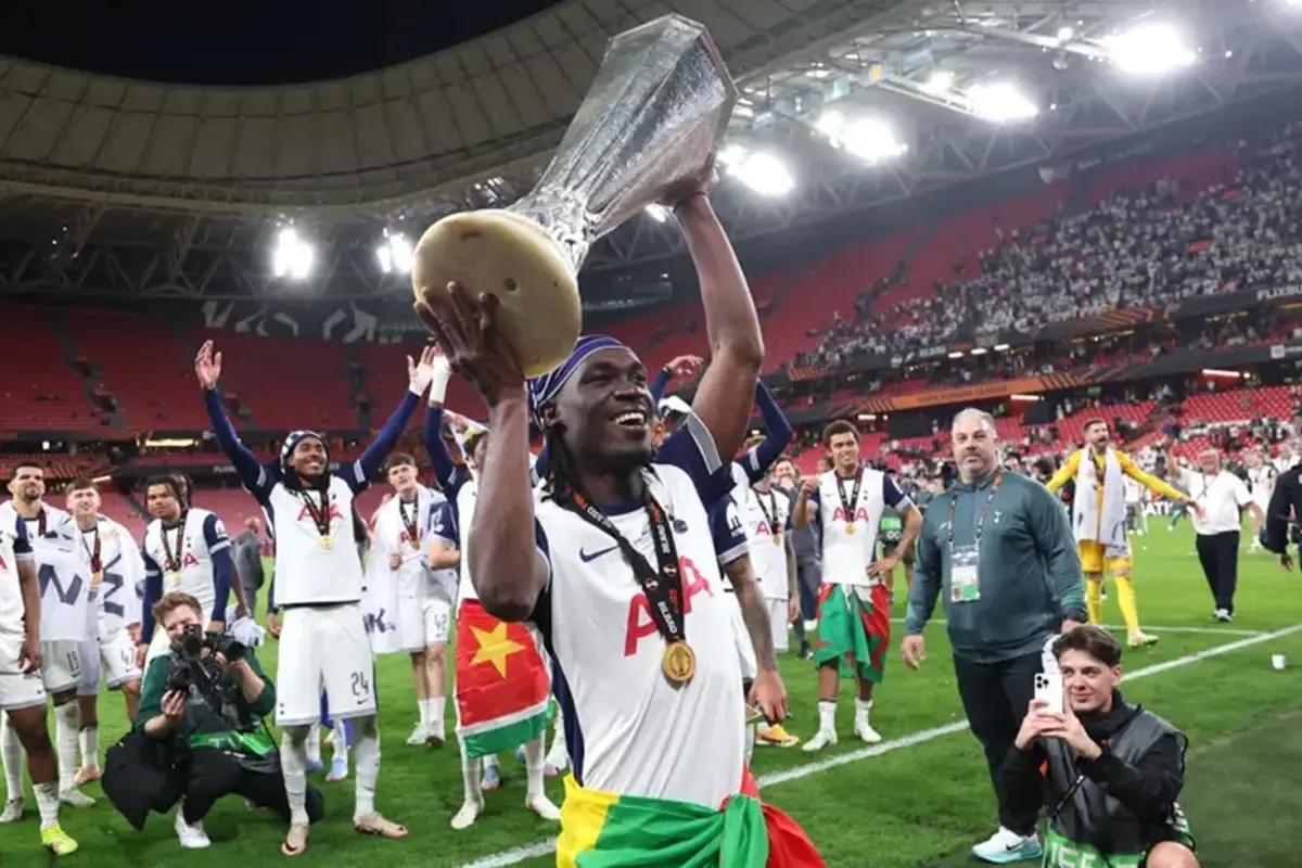 Galatasaray, Fenerbahçe'nin transferdeki gözdesini istiyor