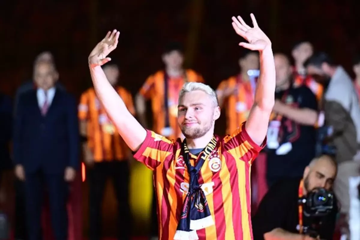 KAP'a bildirildi! Galatasaray'da ayrılık
