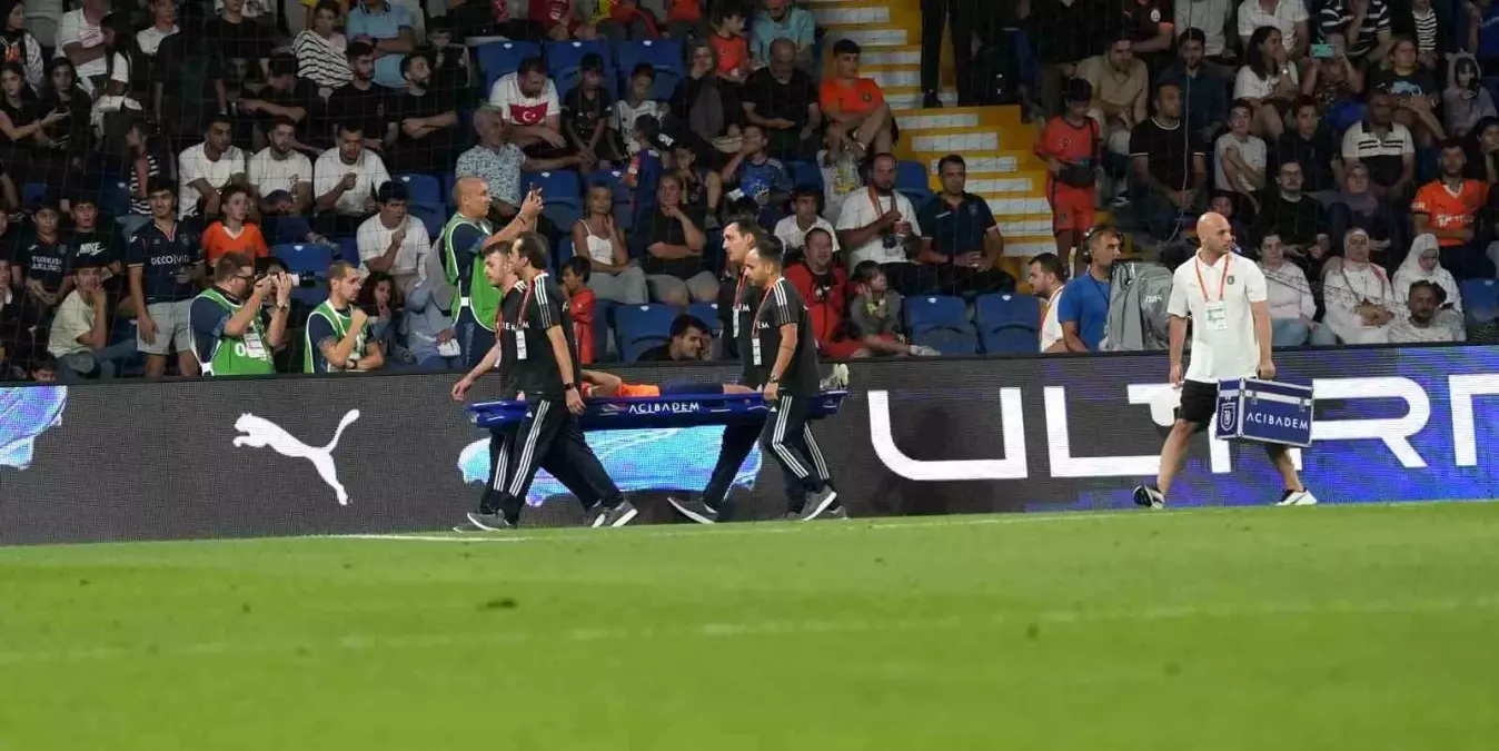 Başakşehir'in Savunmacısı Leo Duarte Sakatlandı