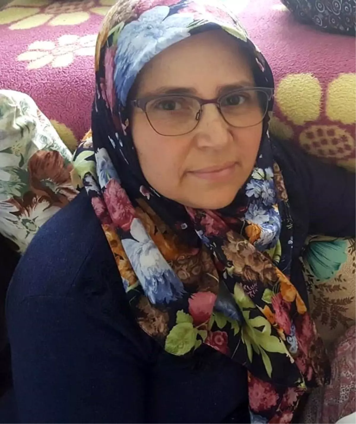 İzmir'de Yürüyüş Yapan Kadın Sahipsiz Köpeklerin Saldırısında Hayatını Kaybetti