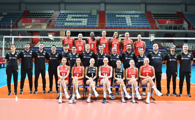 Türkiye İspanya voleybol maçı ne zaman? Filenin Sultanları Türkiye-İspanya maçı saat kaçta?