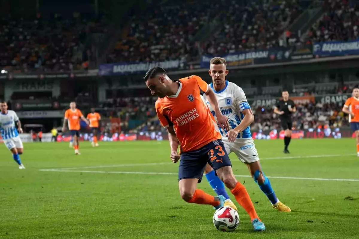 Başakşehir, UEFA Konferans Ligi'nde Universitatea Craiova'ya 1-0 Yenik