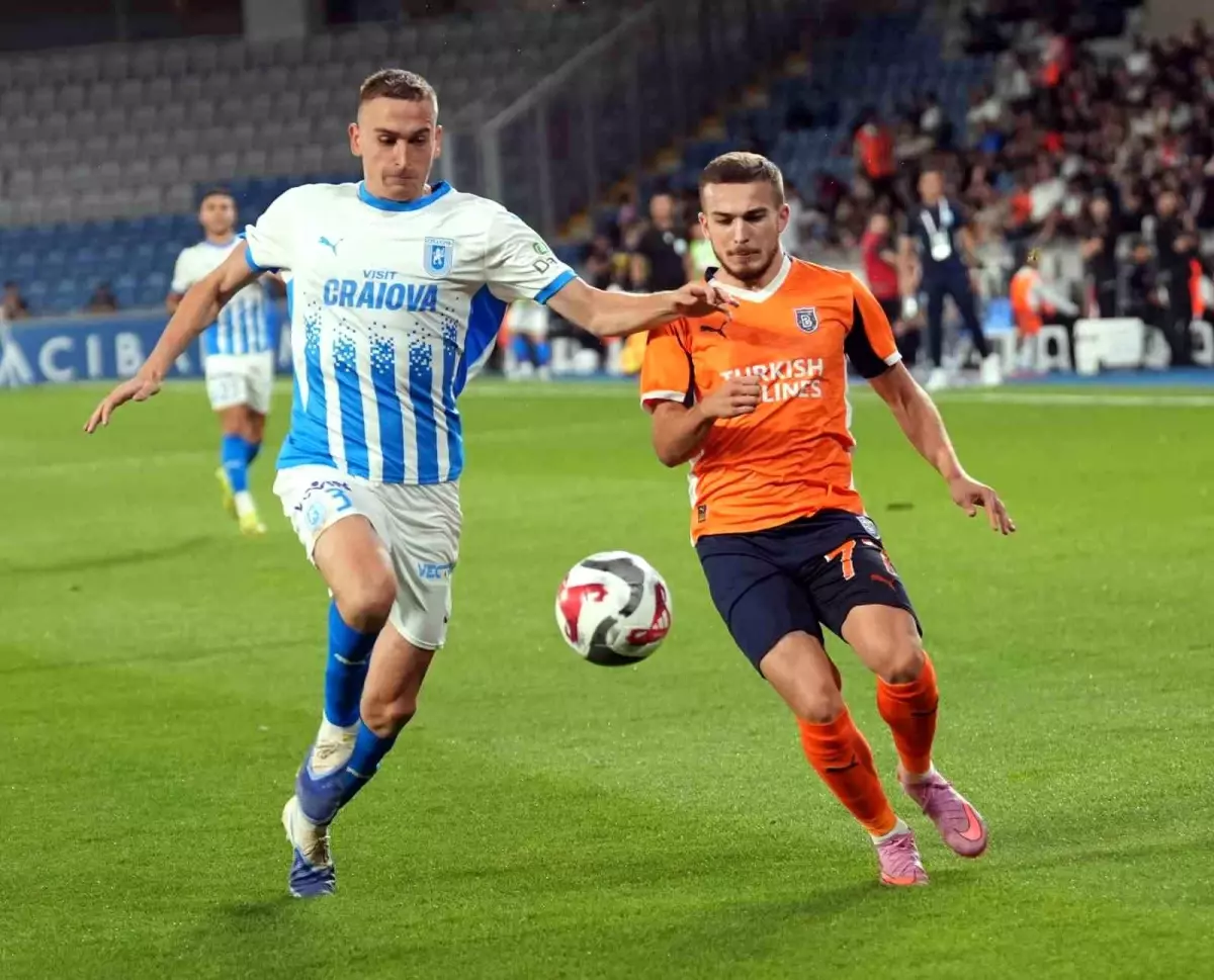 Başakşehir, UEFA Konferans Ligi'nde Craiova'ya 2-1 Kaybetti