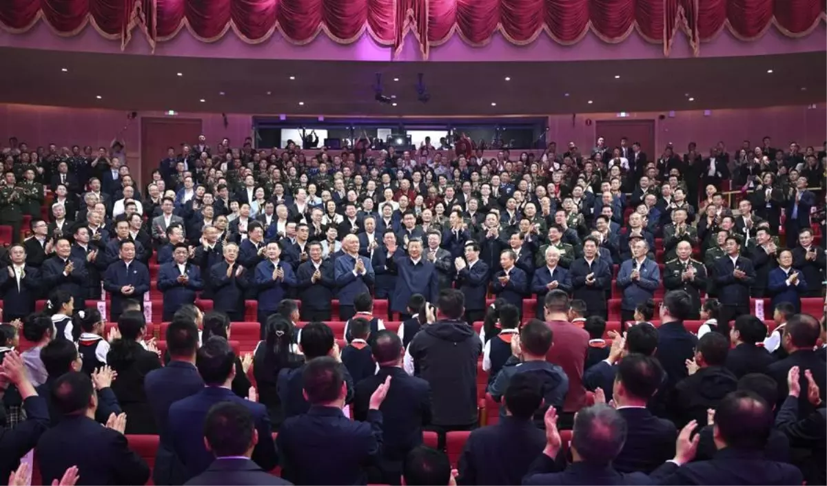 Xi Jinping, Tibet'in 60. Yıl Dönümü Kutlamalarına Katıldı