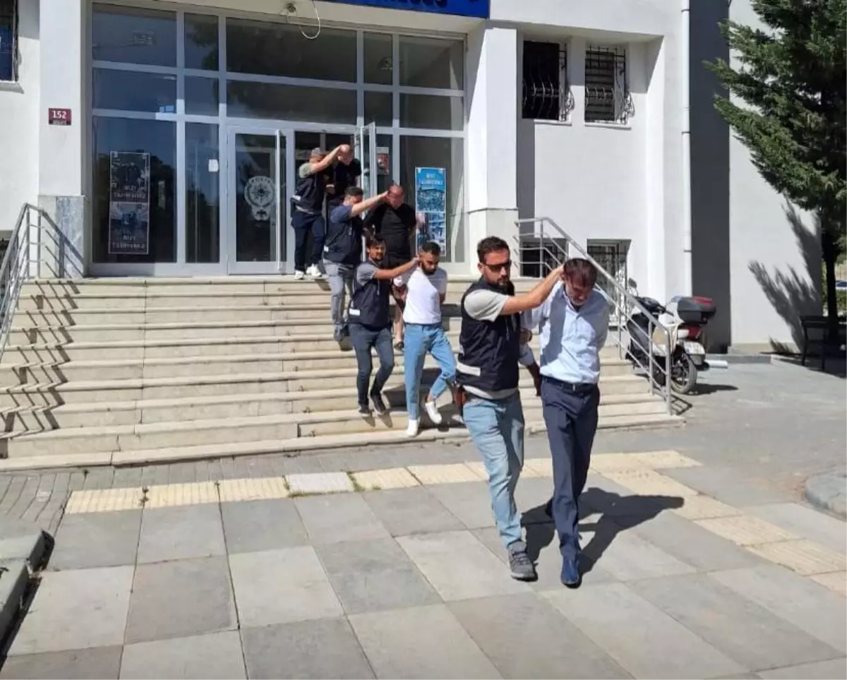 Polatlı'da Trafik Kavgası: 10 Kişiyle Mücadele Eden K.T. Yaralandı