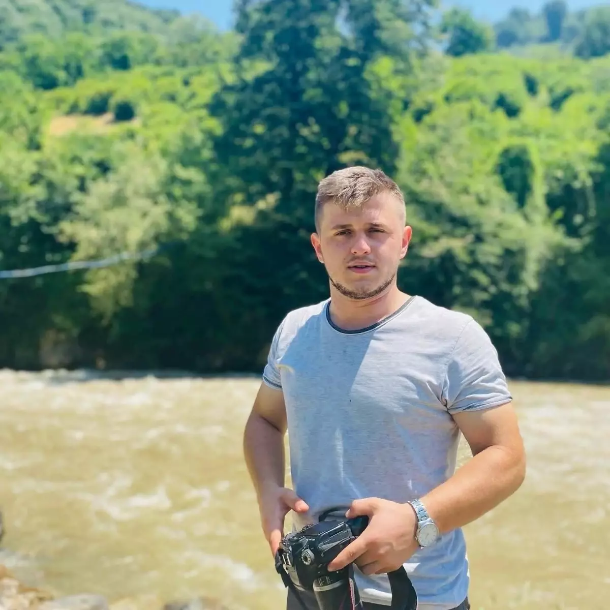 Düzce'de Gençlik Kolları Başkanı Tabanca ile Vurularak Hayatını Kaybetti