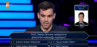 Avni, hangi Osmanlı padişahının şiirlerinde kullandığı mahlastır?