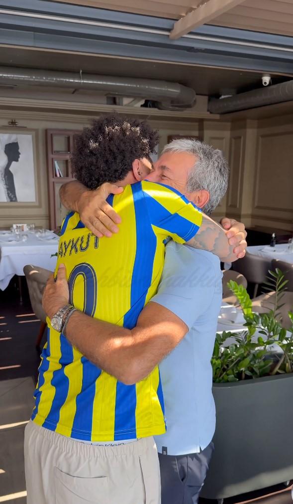 aykut kocaman ile bulusan baroni gozyaslarini 18971167 3121 m