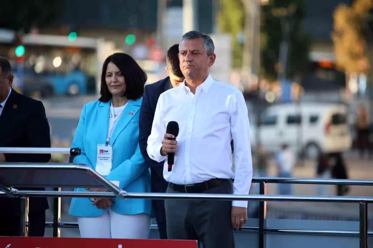 CHP Genel Başkanı Özgür Özel, Sivas'ta Miting Düzenledi