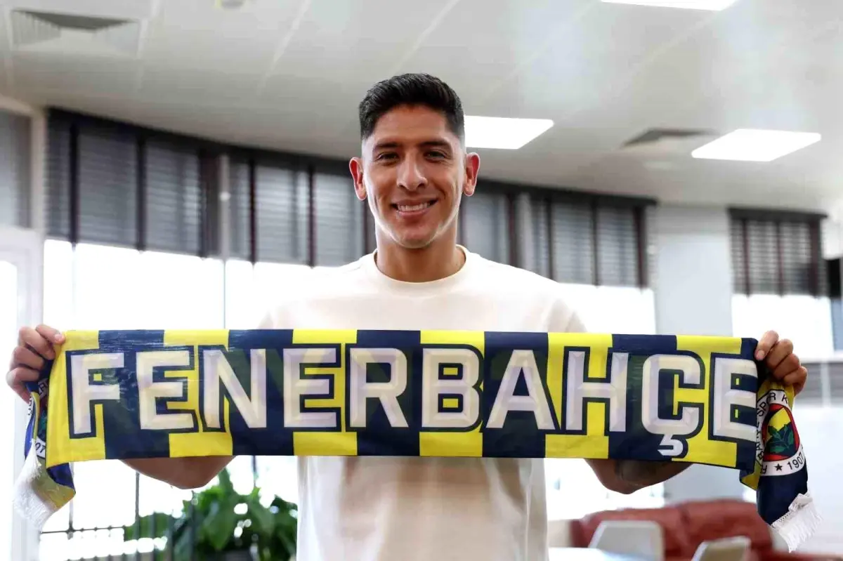 Fenerbahçe, Edson Alvarez'in Transferinde Sona Yaklaşıyor