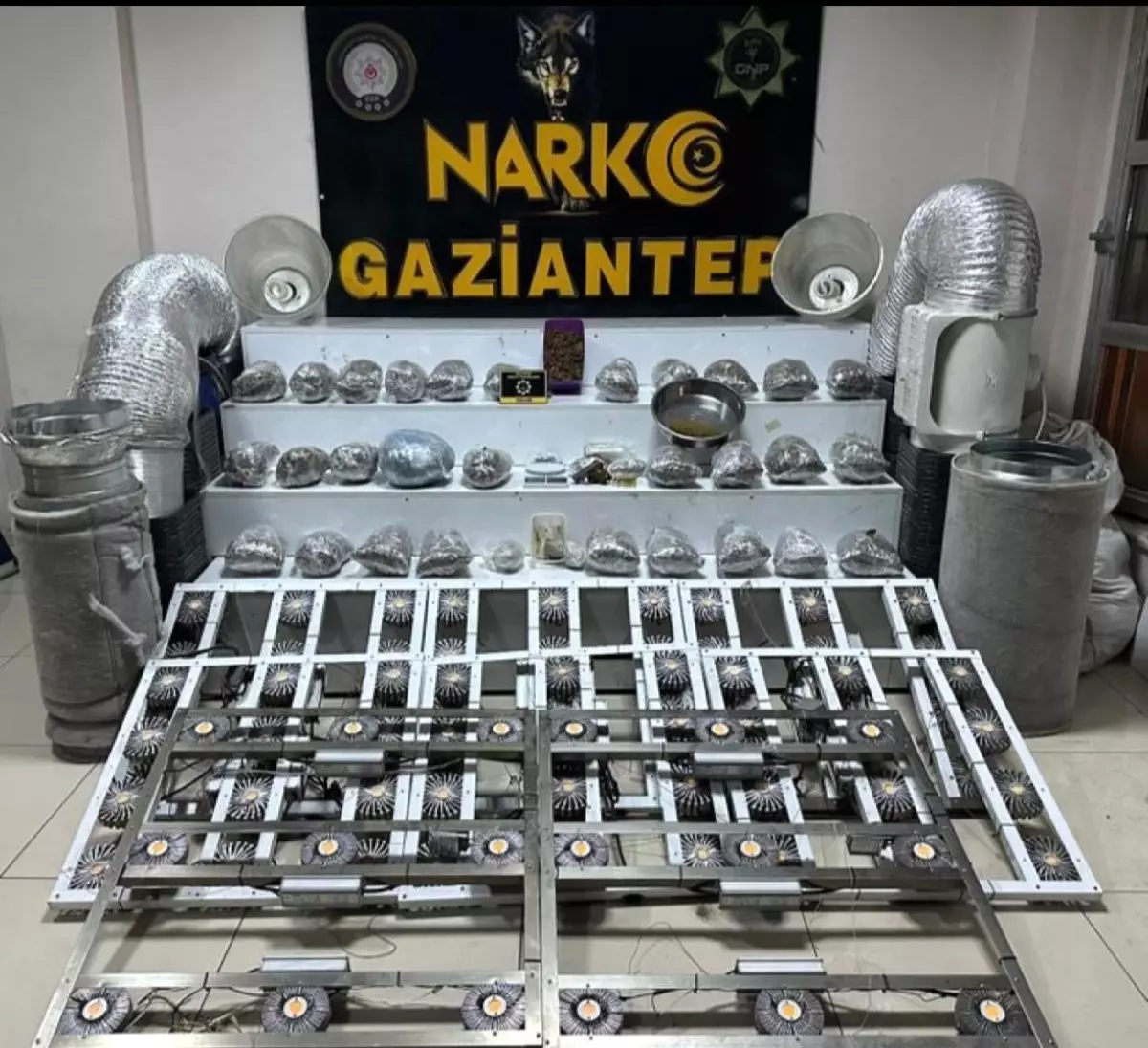 Gaziantep'te Drug Operasyonu: 32 Kilogram Skunk Ele Geçirildi, 3 Tutuklama