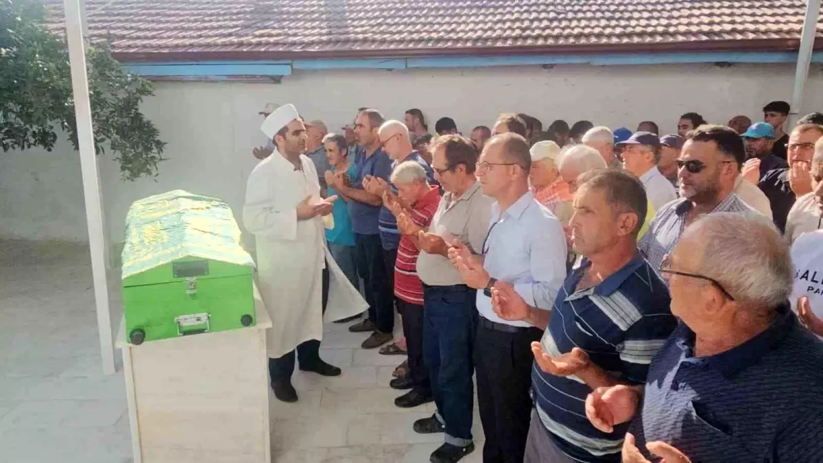 Göçükte Hayatını Kaybeden Ahmet Güney Toprağa Verildi