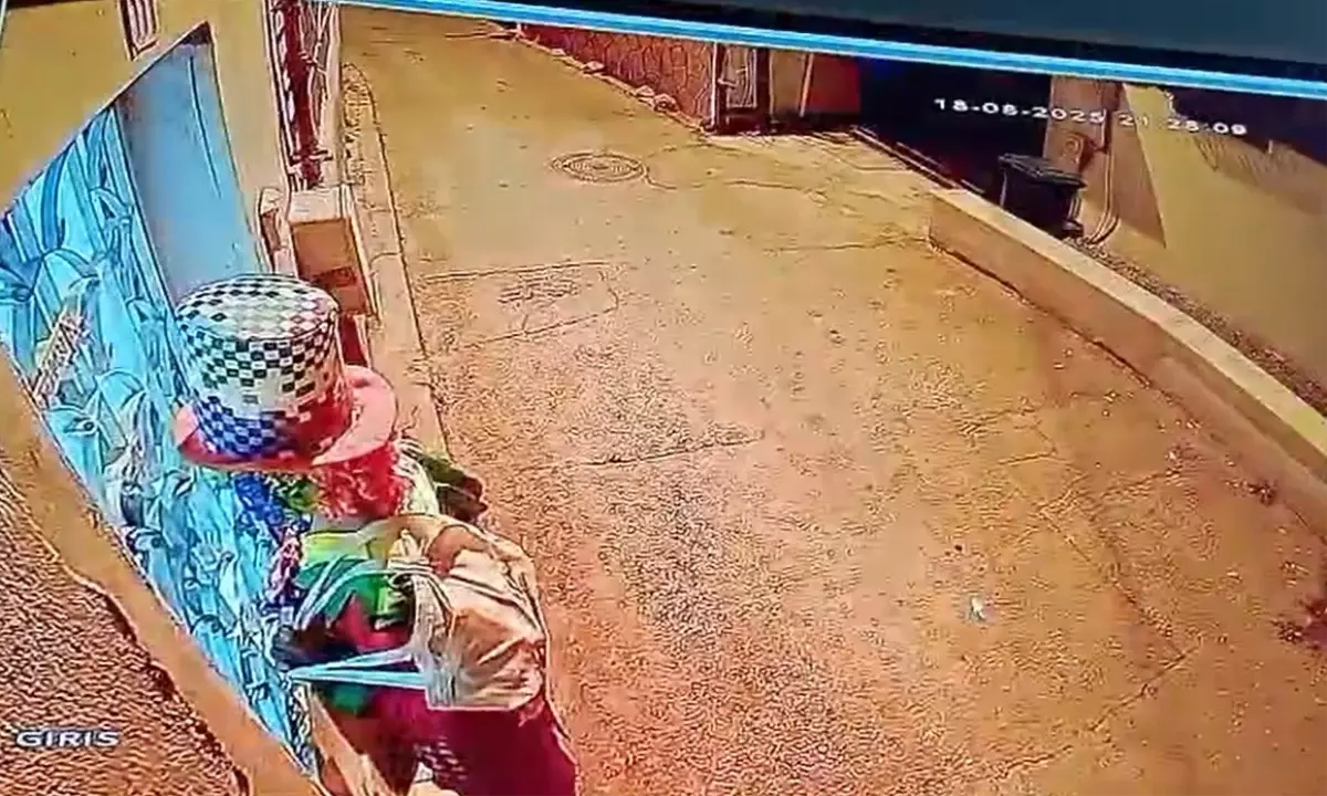 Bursa'da Palyaço Kılığıyla Çocukları Kovalayan Şüpheli Yakalandı