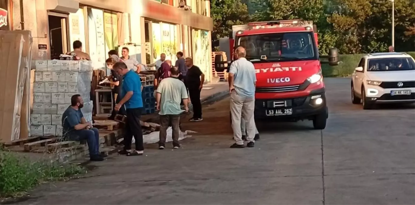 Rize'de Yük Asansörüne Sıkışan Şahıs Hayatını Kaybetti