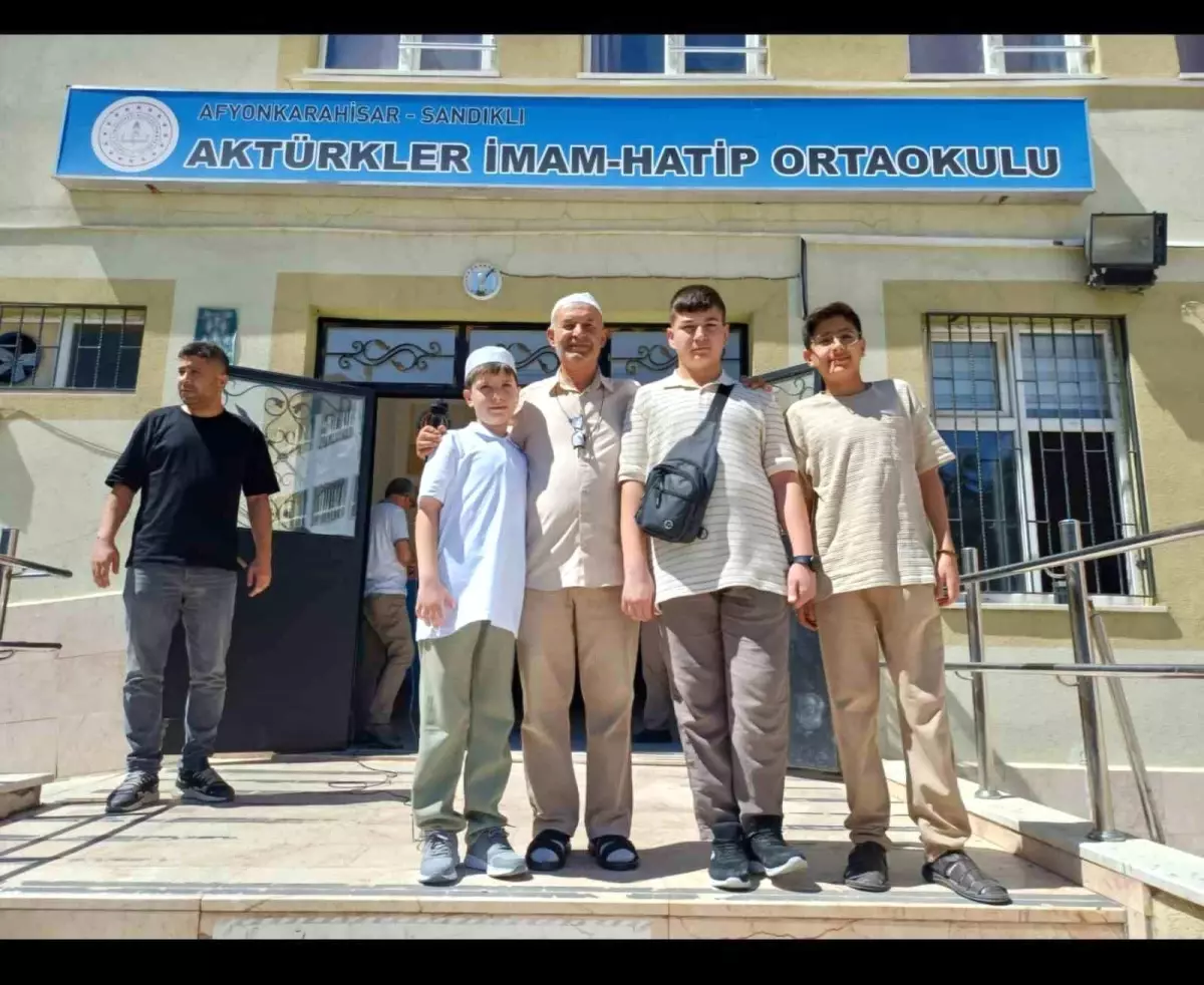 Hafız Öğrencilere Umre Ödülü