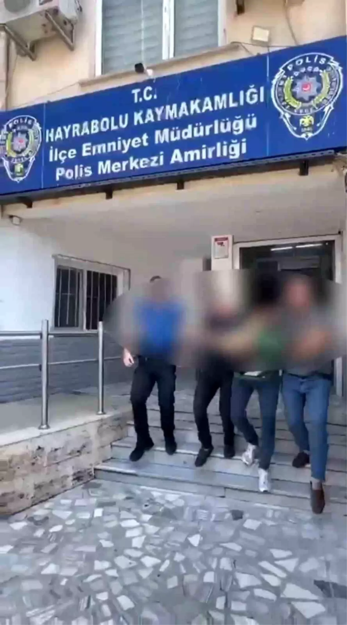 Rapçi Çakal Konserinde Bacağından Yaralandı, Fail Tutuklandı