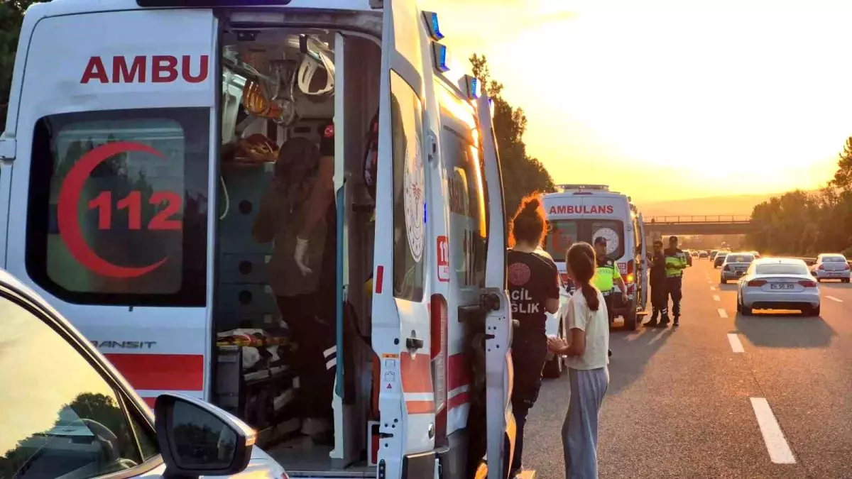 Düzce'de Zincirleme Kaza: 3 Yaralı