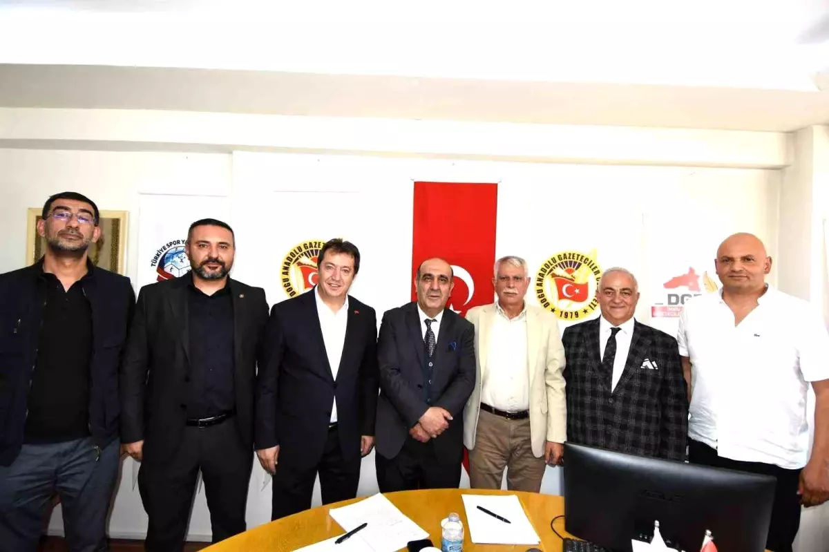 Doğu Anadolu Gazeteciler Federasyonu'na Yeni Başkan Seçildi