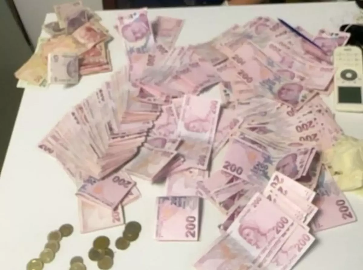 Yalova'da Dilenci'nin Üzerinden 45 Bin Lira Çıktı