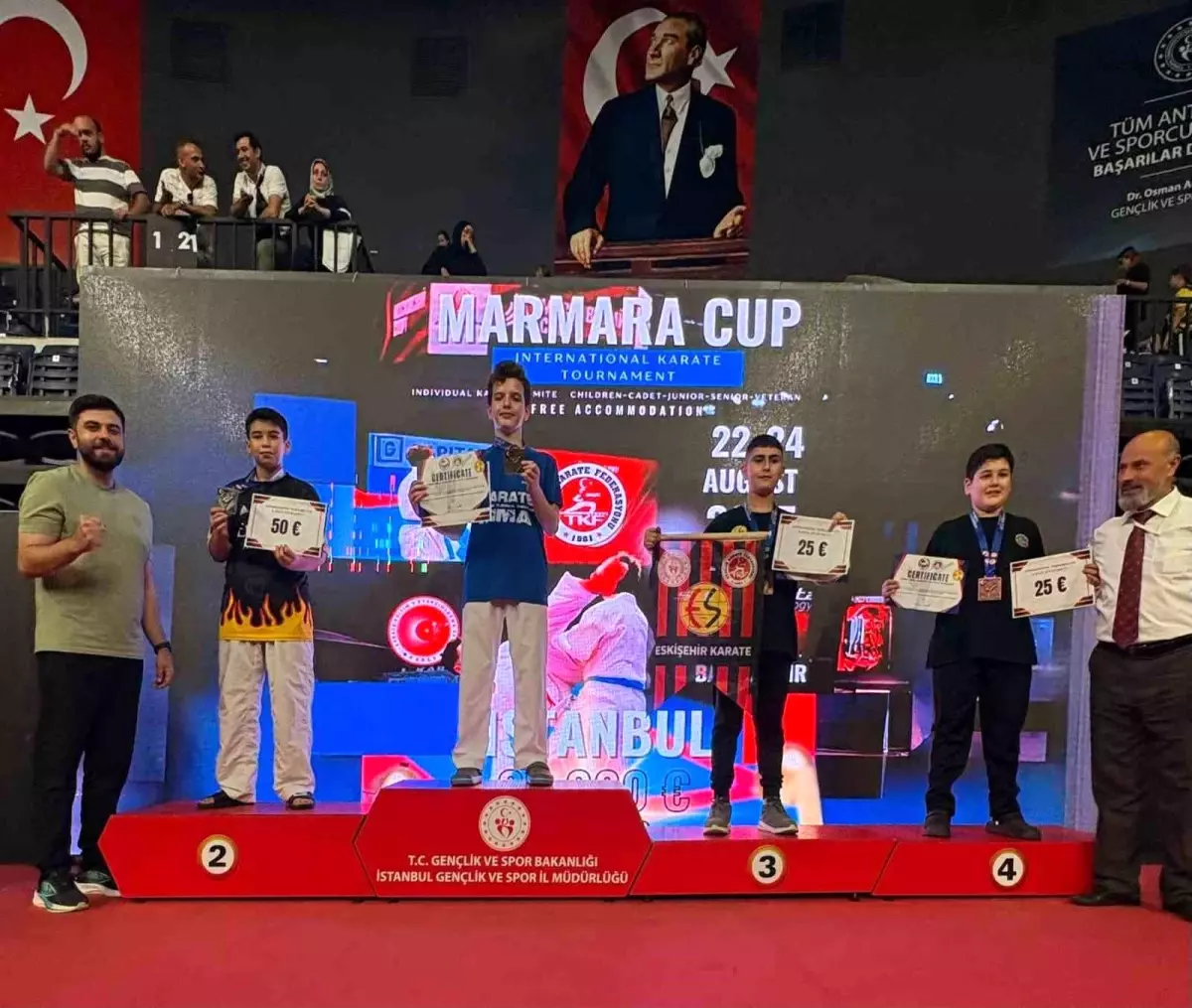 Diyarbakırlı Kareteci Mehmet İçen, Marmara Cup'ta İkincilik Elde Etti