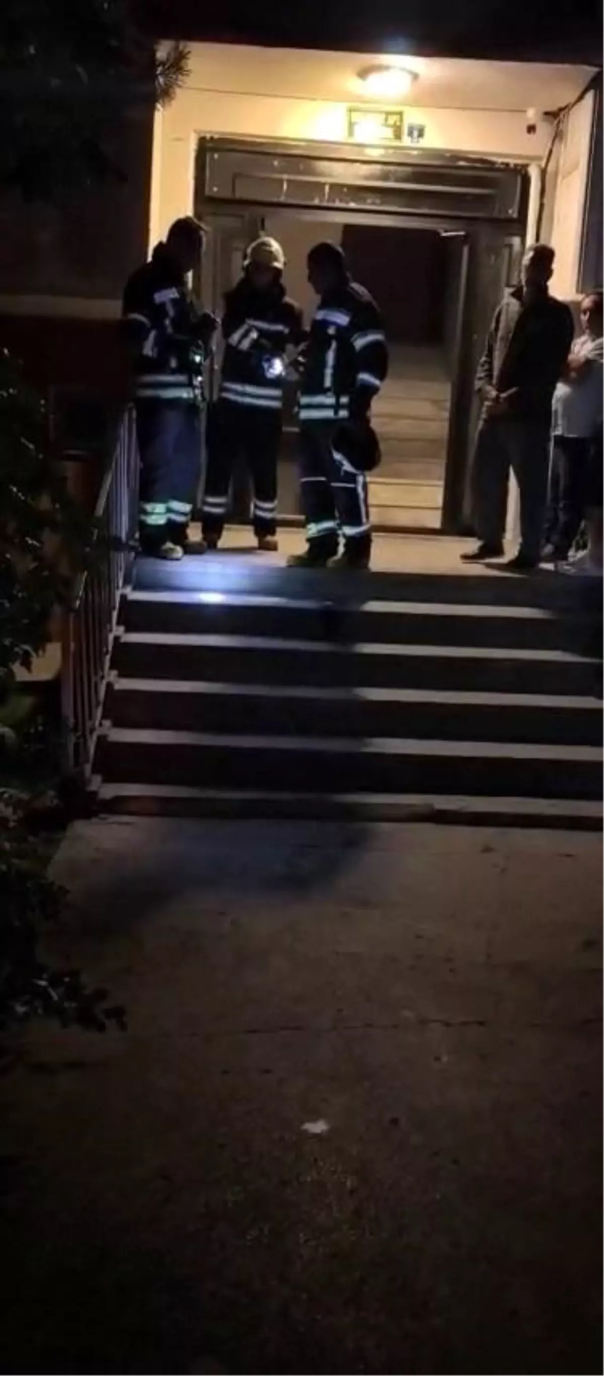Palandöken'de Unutulan Yemek Yangın Paniğine Neden Oldu