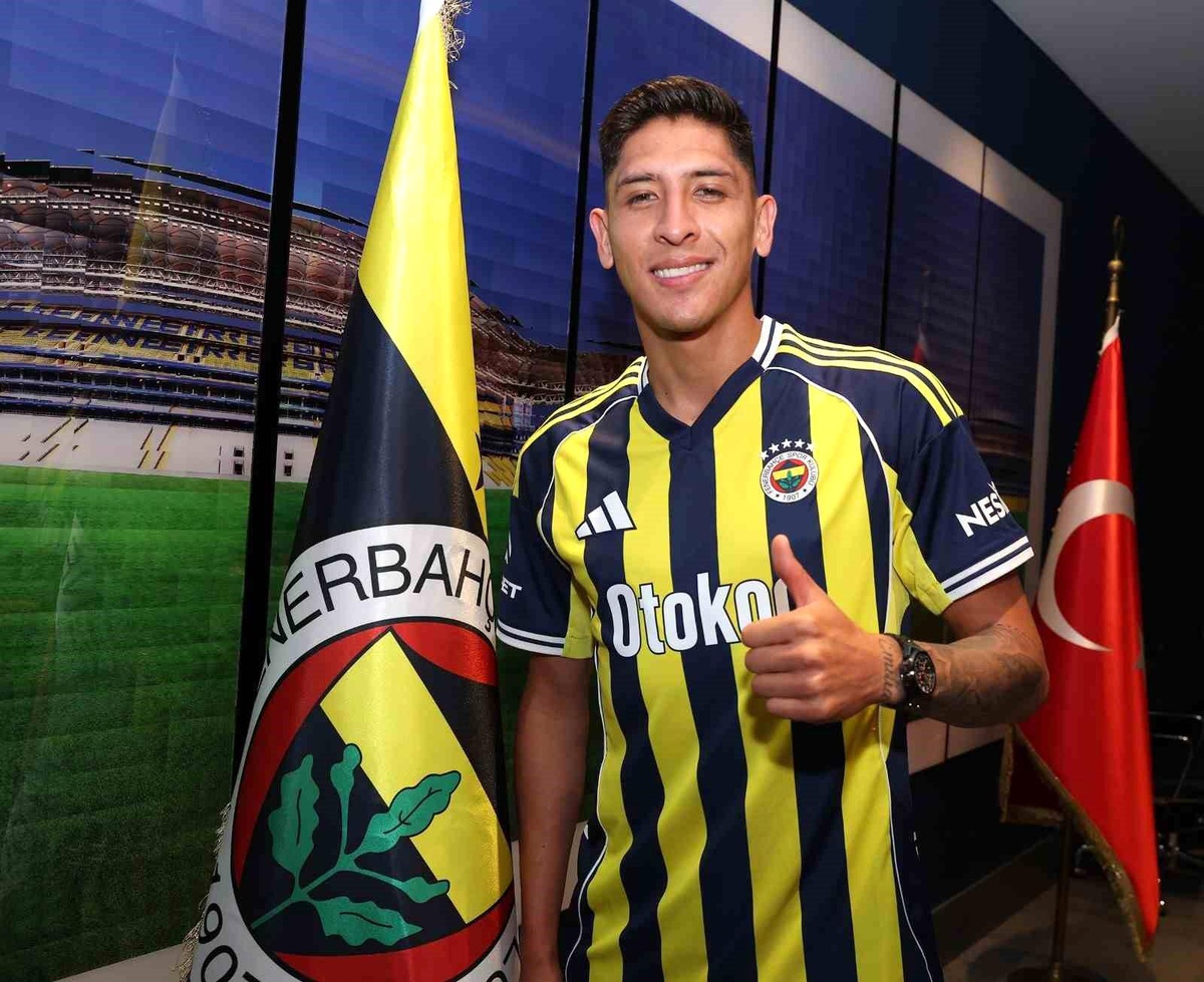 Fenerbahçe, Edson Alvarez ile Kadrosunu Güçlendirdi