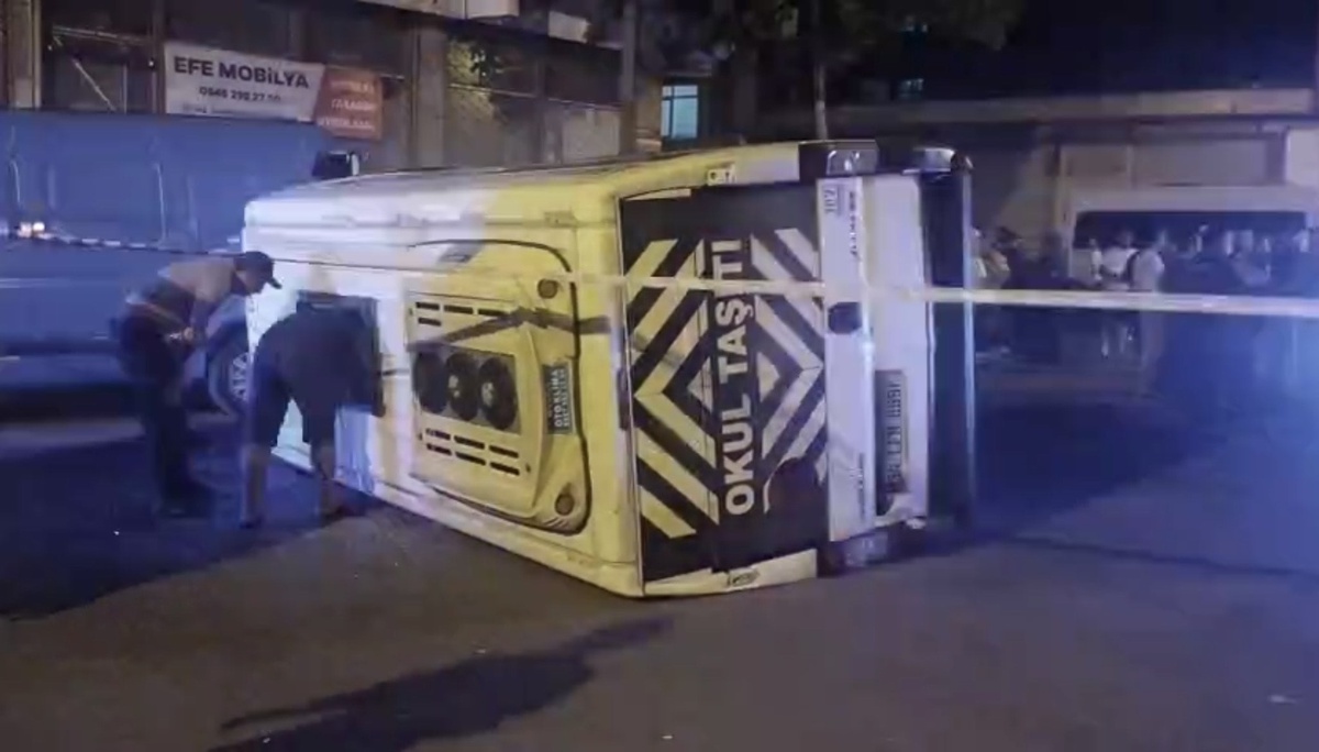 Sultanbeyli'de Trafik Kazası: 10 Yaralı