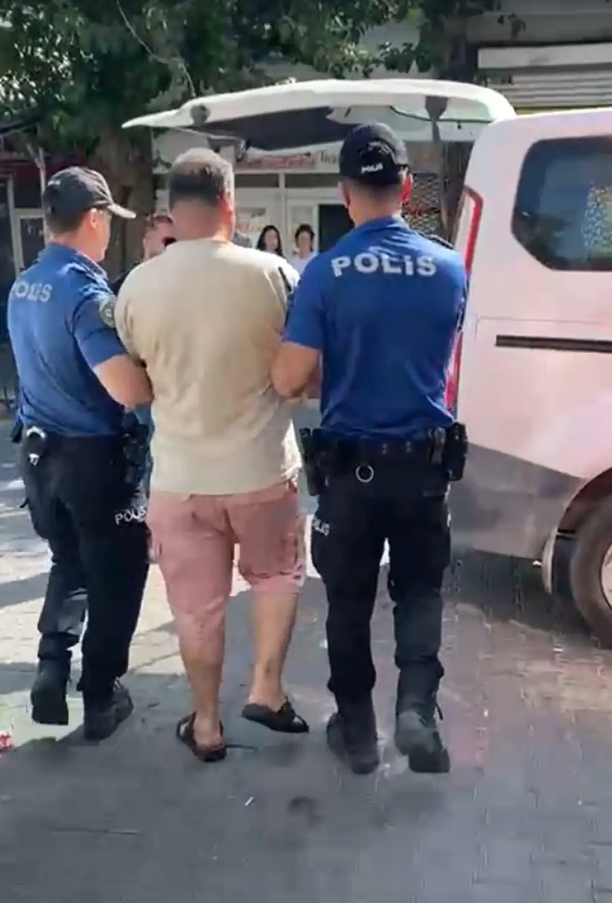 Gasp Girişiminde Bulunan Firari Hükümlü İzmir'de Yakalandı