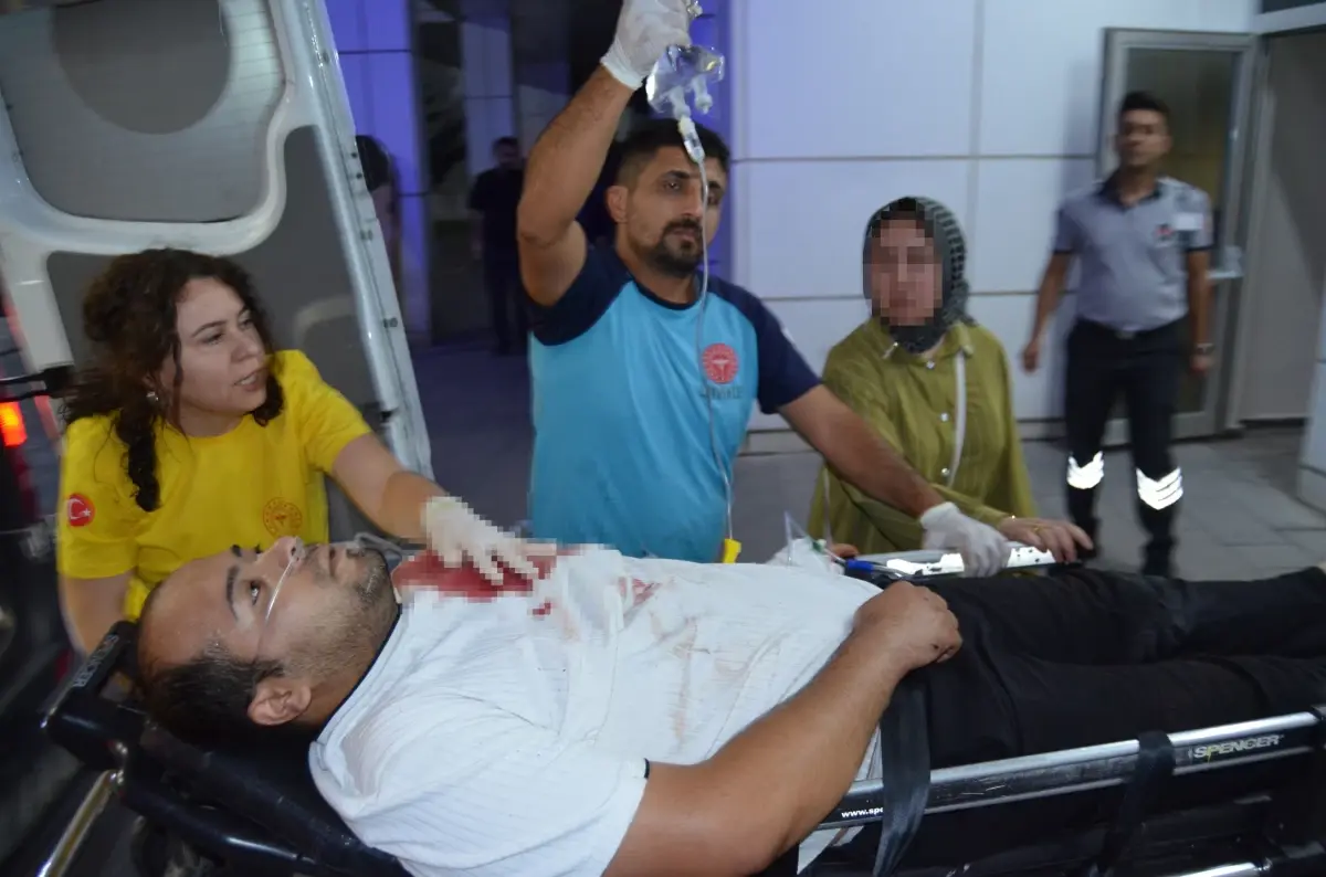 Aksaray'da Genç Kız Ablasının Sevgilisini Bıçakladı