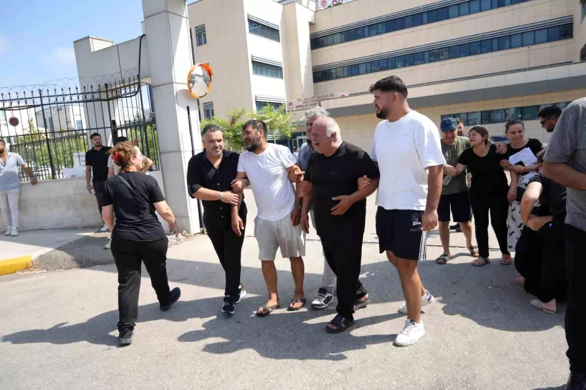 Antalya'da Silahlı Saldırı: Bir Genç Hayatını Kaybetti