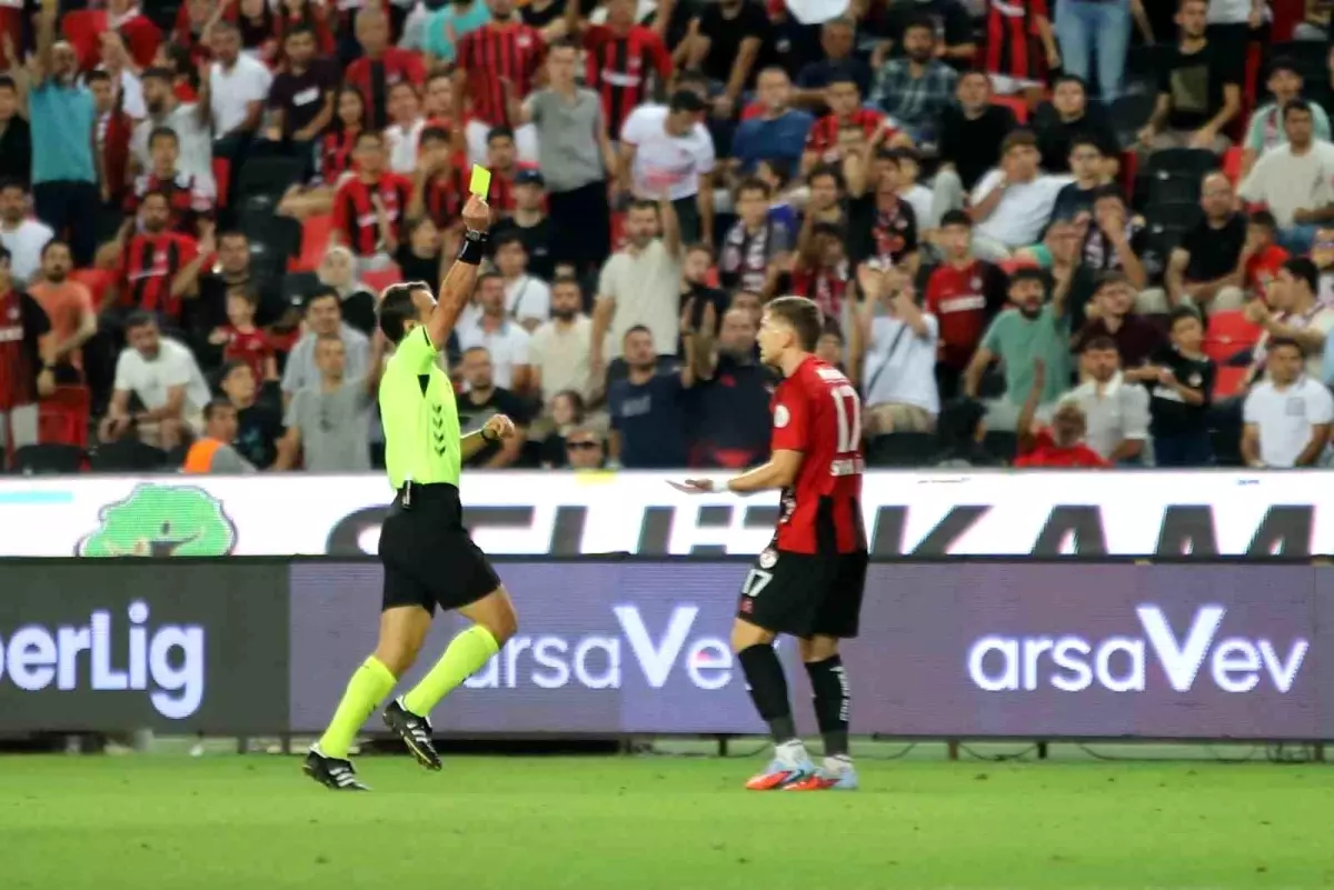 Gaziantep FK, Gençlerbirliği'ni 2-1 Mağlup Ederek İlk Galibiyetini Aldı