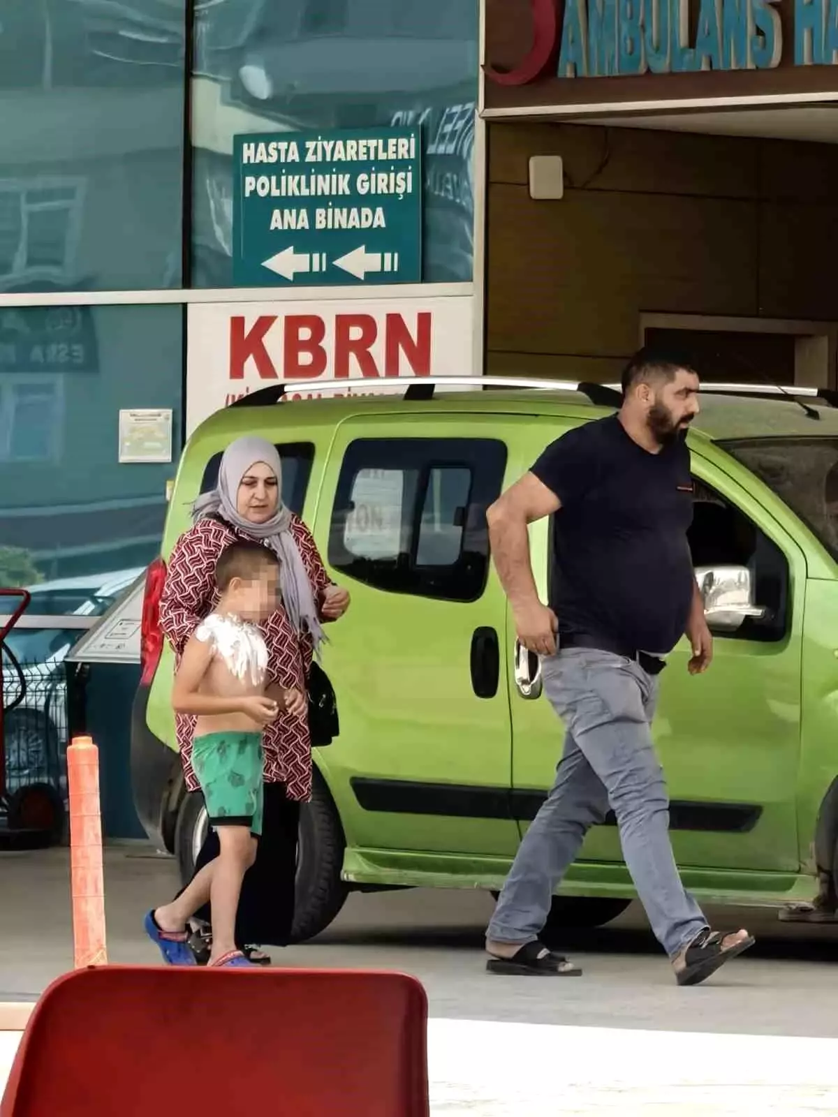 İnegöl'de Parfümle Yanan Çocuk Hastaneye Kaldırıldı
