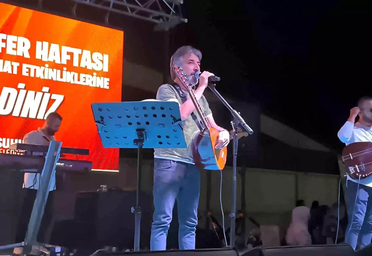 Şuhut'ta Zafer Şenlikleri Konserle Taçlandı