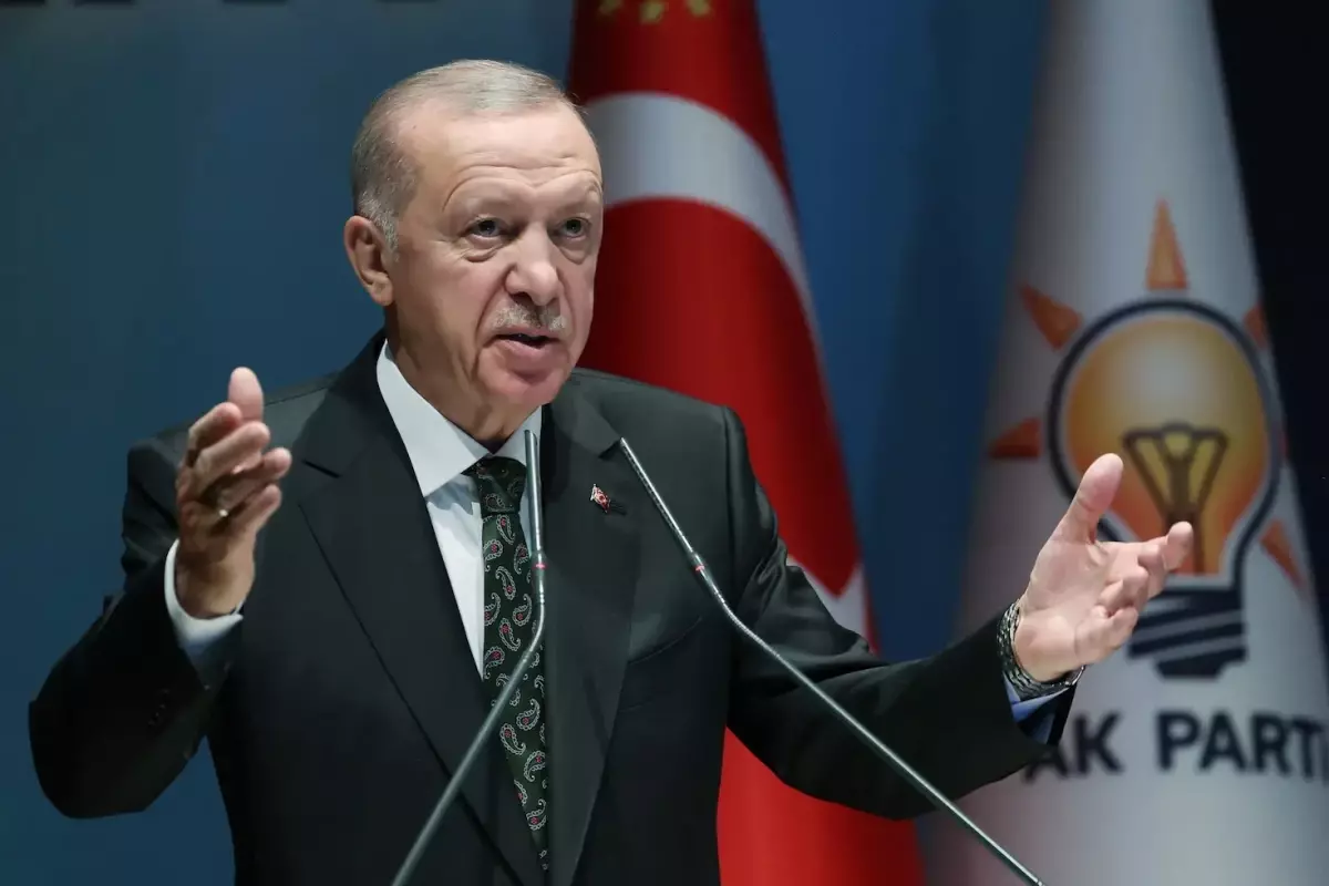 AK Parti'den fotoğraflı istismara önlem