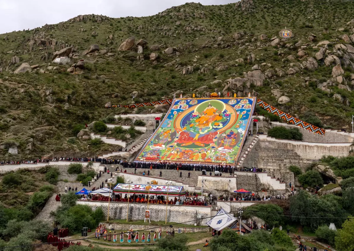 Tibet'te Geleneksel Shoton Festivali Başladı