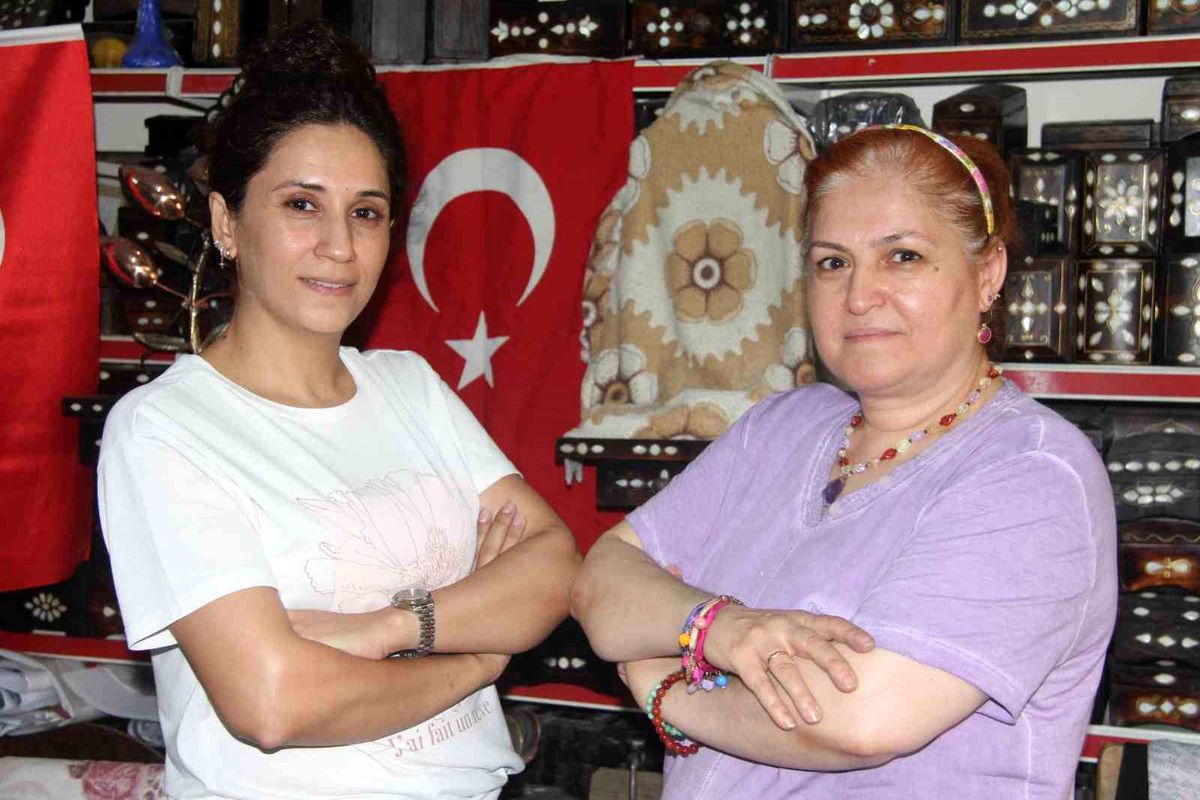 Erkek işi diyenlere inat bakır işleme ustası oldular