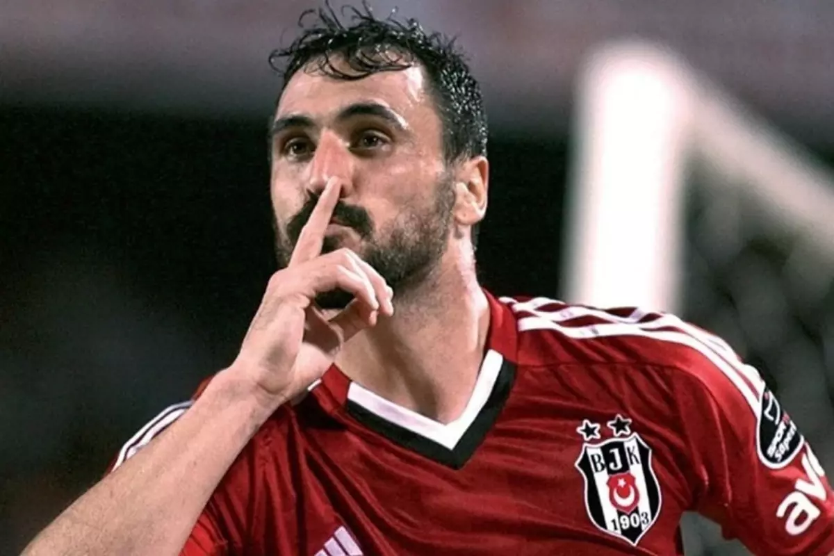 Hugo Almeida Türkiye'ye teknik direktör olarak geri döndü
