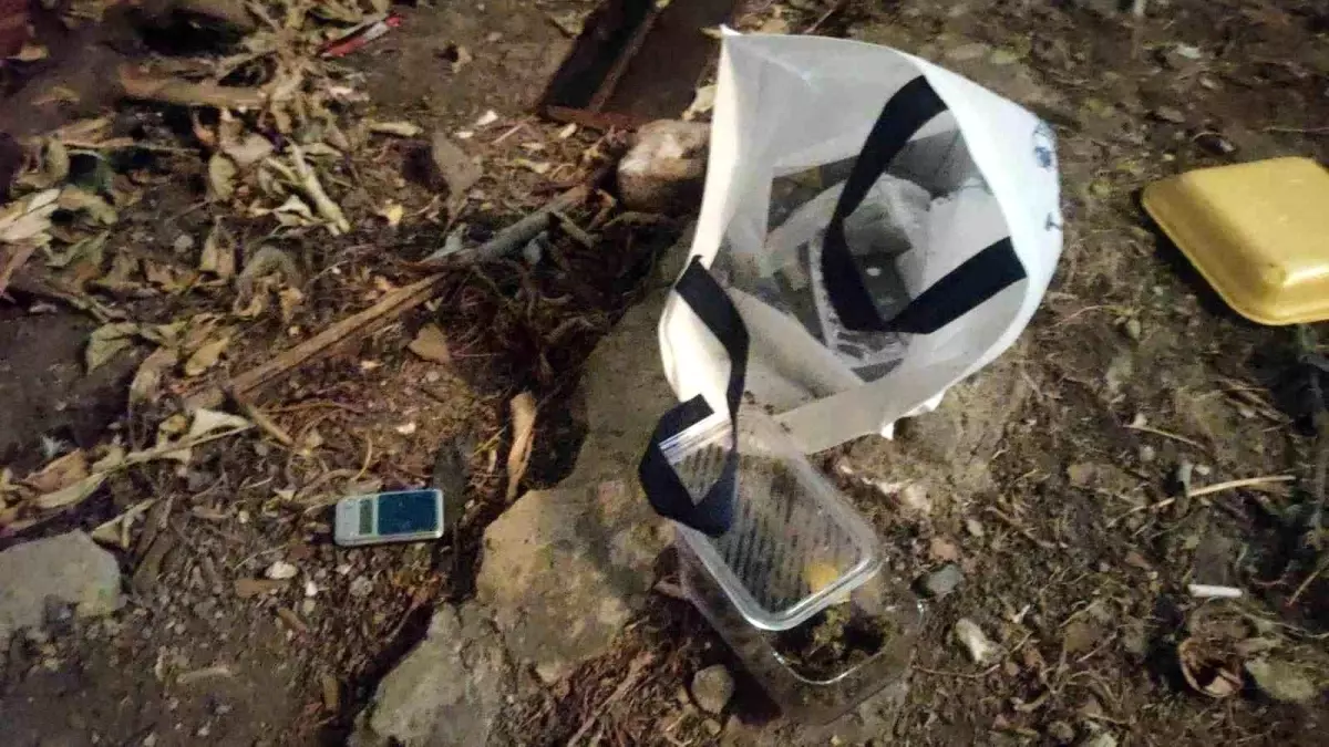 İzmir'de Uyuşturucu Operasyonu: Bir Tacir Tutuklandı
