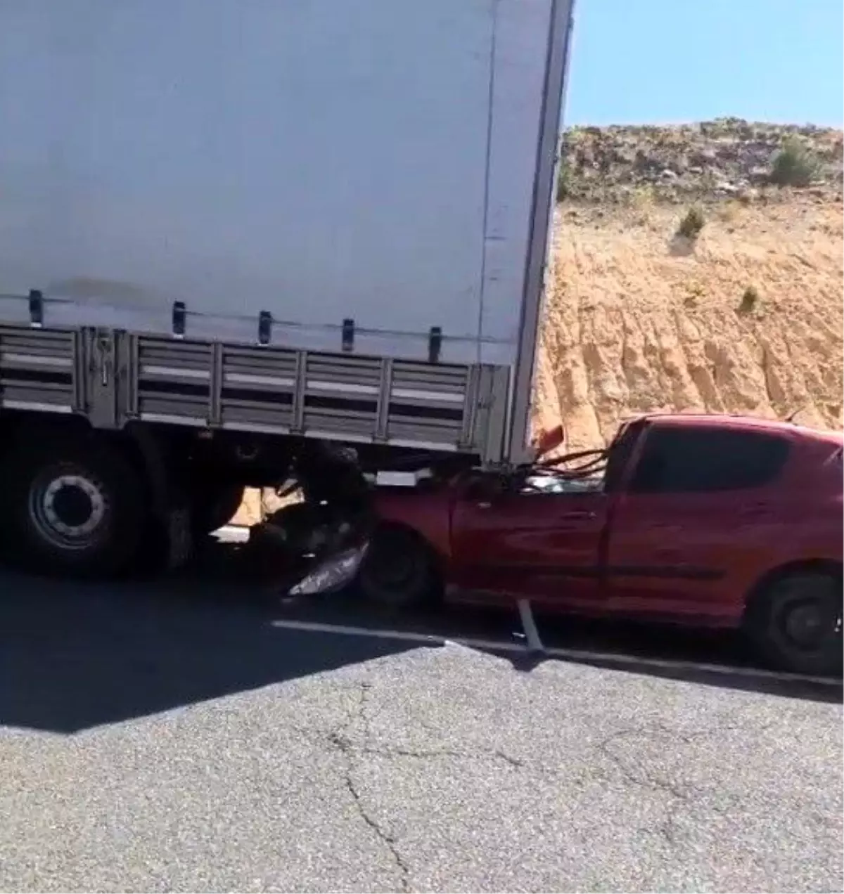 Kars'ta Trafik Kazası: 1 Yaralı