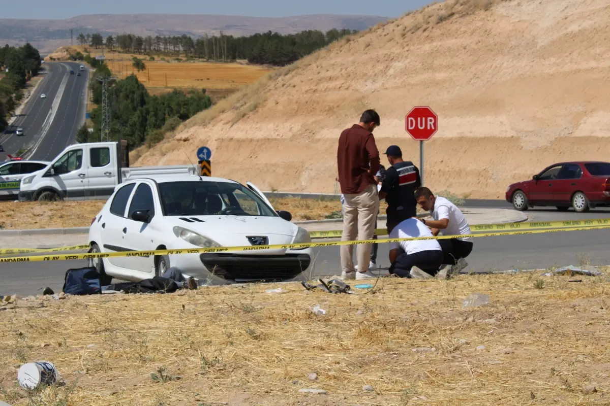 Malatya'da Otomobil Kazası: 1 Ölü, 4 Yaralı